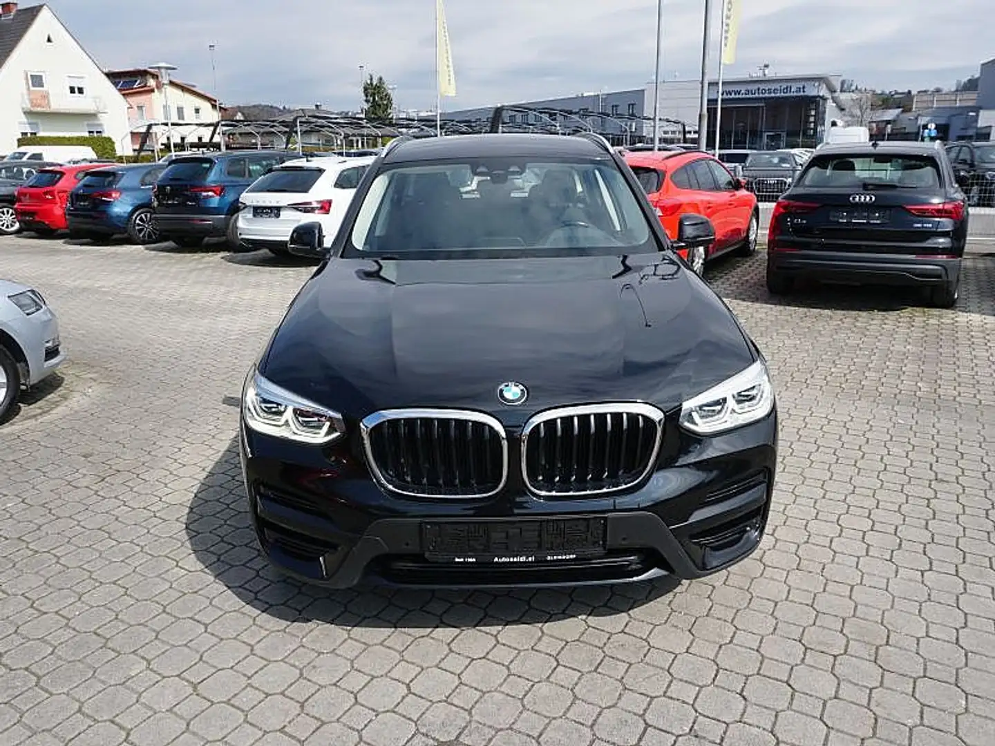 BMW X3 X3 sDrive 18d Aut. *LED+NAVI* Schwarz - 2