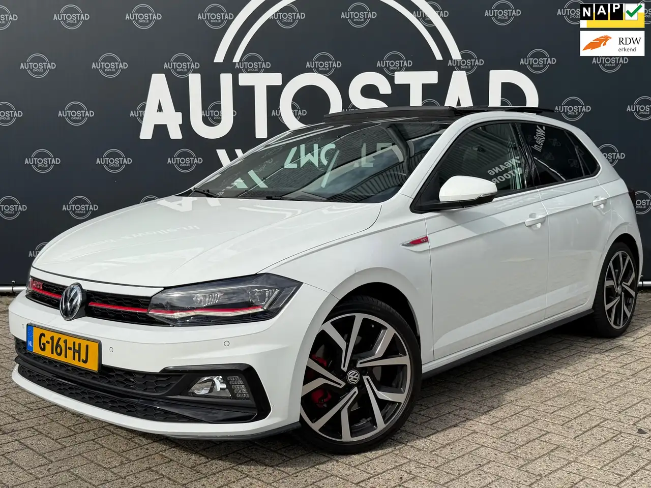 Volkswagen Polo GTI 2.0 TSI NL-Auto / Automaat / Virtual Cockpit / Pan — photo 1 of 32
