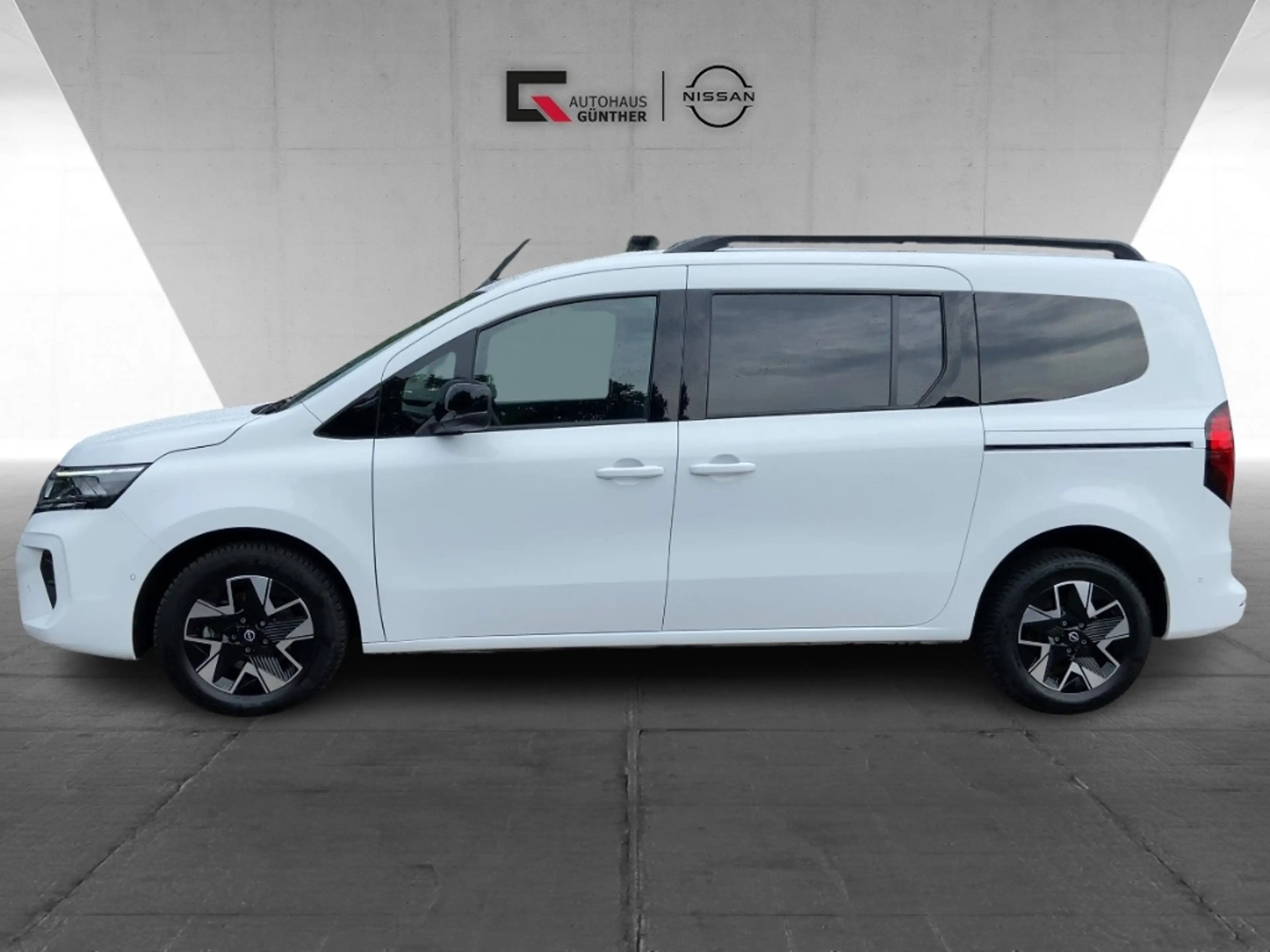 Nissan Townstar TEKNA Kombi L2 Automatik/LED/Navi/360°/Assist.Pro — photo 2