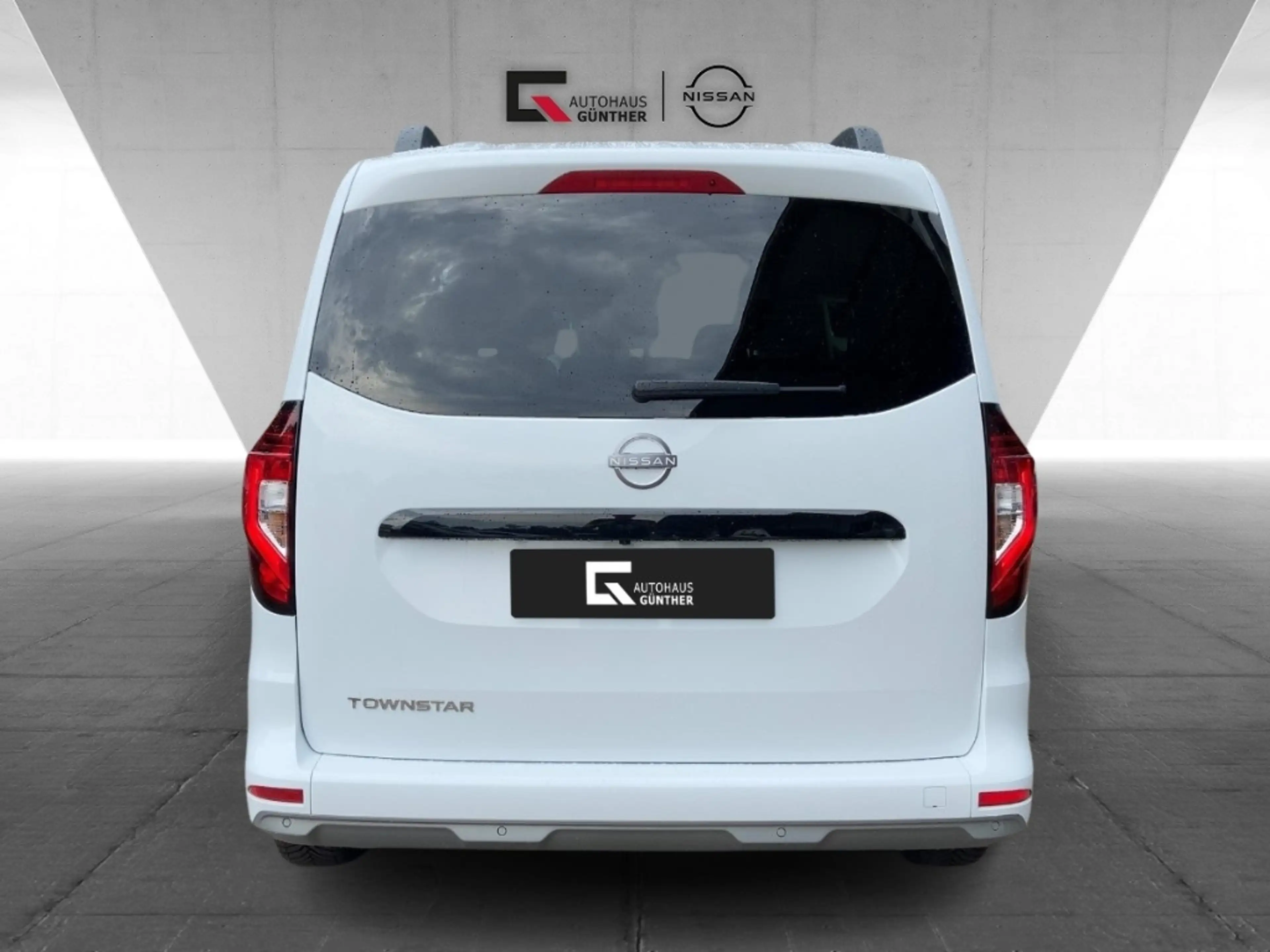 Nissan Townstar TEKNA Kombi L2 Automatik/LED/Navi/360°/Assist.Pro — photo 3