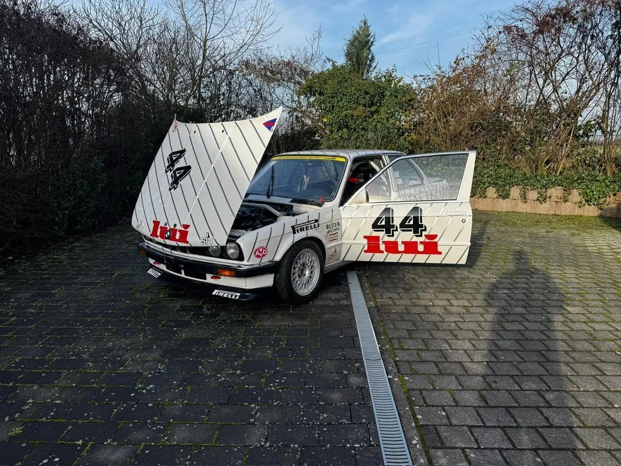 BMW 325 i E30 Gruppe A Linder Rennwagen, foto 1