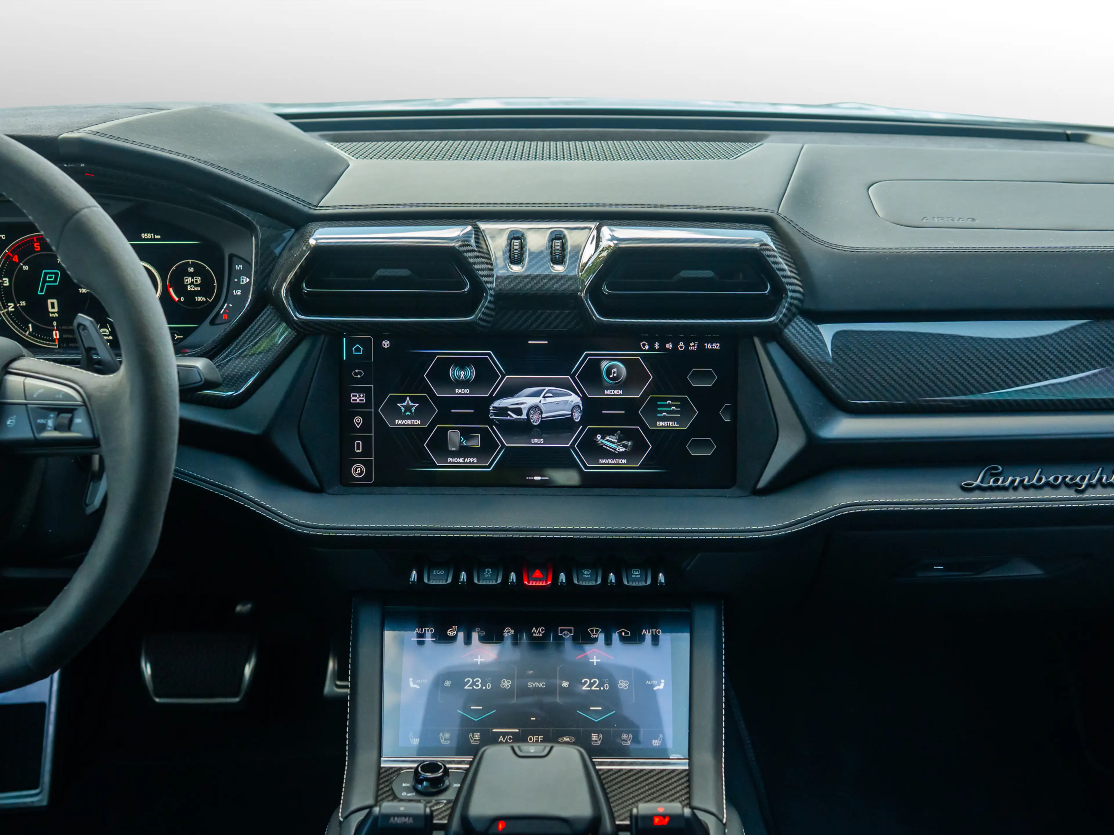 Lamborghini Urus SE| B&O| Dark Package| MY25 — photo 9