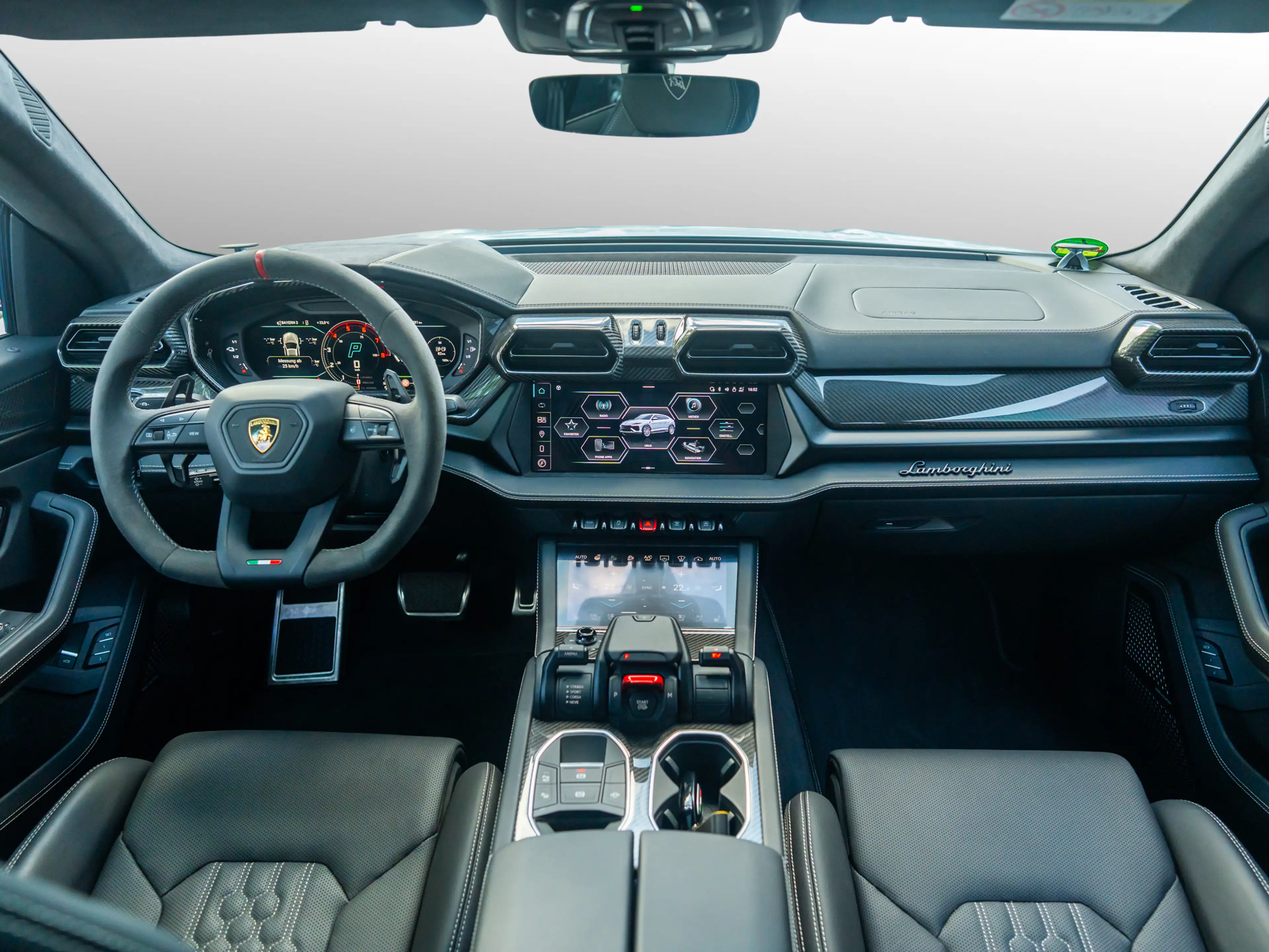 Lamborghini Urus SE| B&O| Dark Package| MY25 — photo 7
