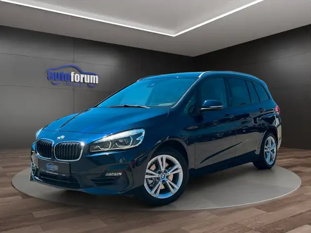 BMW 218 Sport Line AUT.°AHK°NAVI°LED