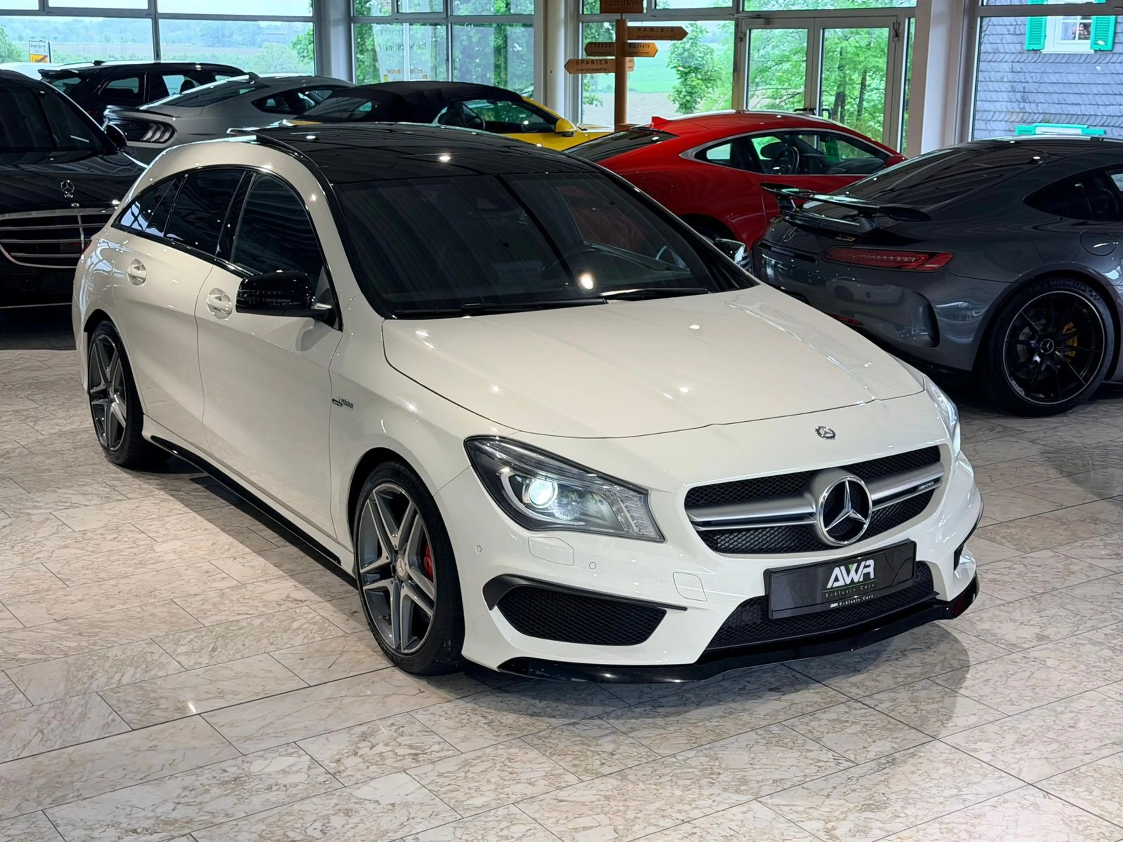 Mercedes-Benz CLA 45 AMG 4Matic PANO*H&K*NIGHT* — photo 2