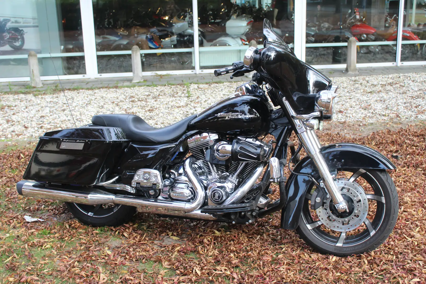 Harley-Davidson Street Glide FLH-X Street-Glide special Zwart - 1