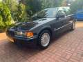 BMW 320 i  1.Besitz, Leder, H-Kennzeichen Schwarz - thumbnail 1