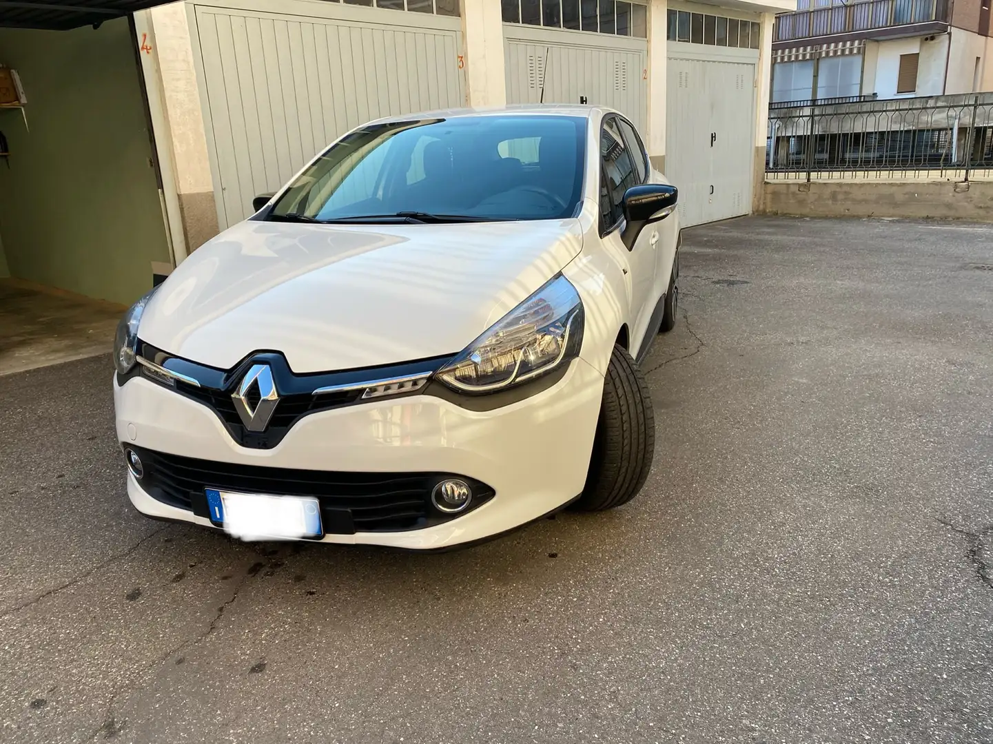 Renault Clio 5p 0.9 tce energy Duel2 90cv Bianco - 1