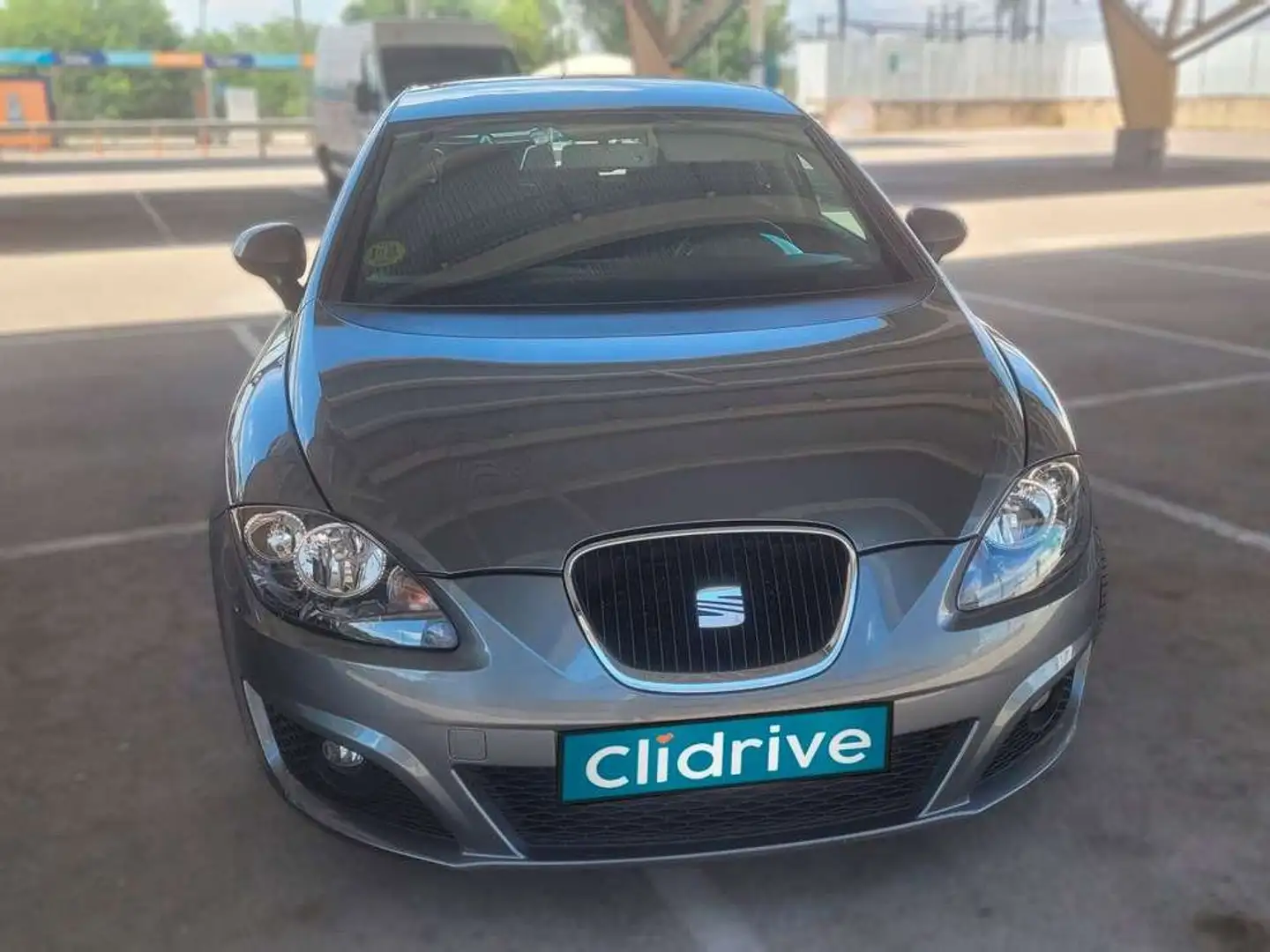 SEAT Leon 1.6TDI CR Style Copa Gris - 2