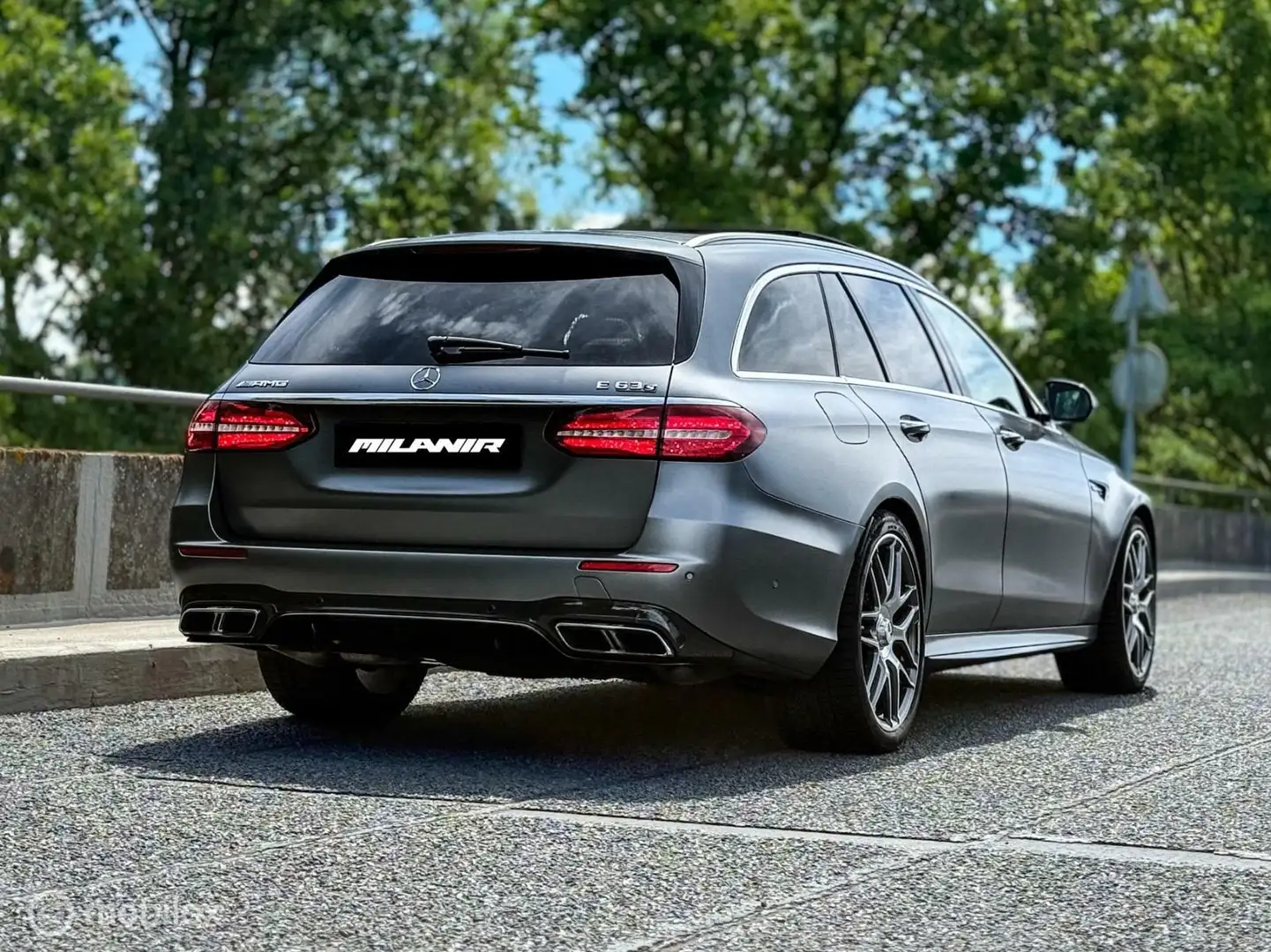 Mercedes-Benz E 63 AMG Estate S 4MATIC|Pano|Ceramic|Carbon Grijs - 2