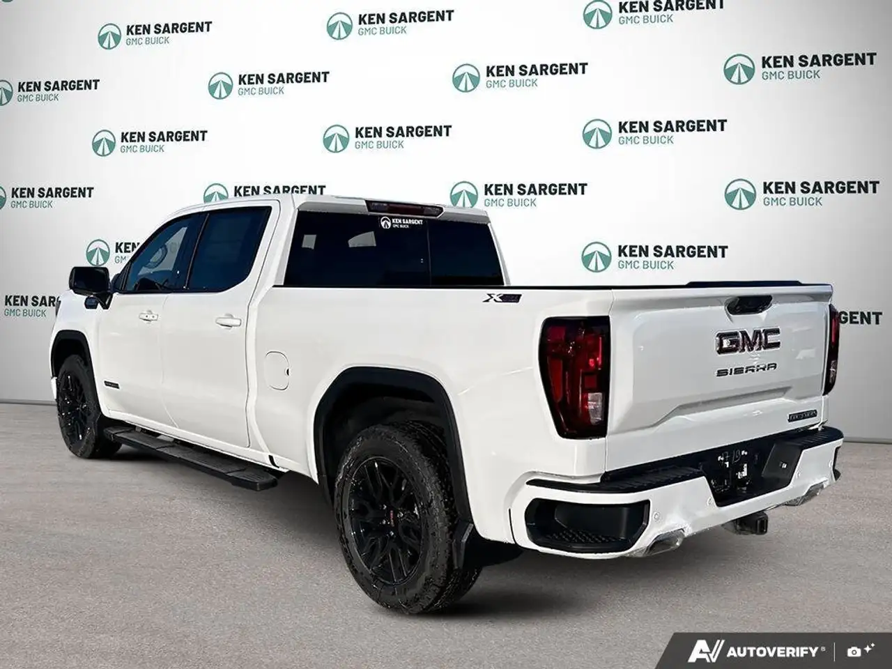 GMC Sierra 1500 снимка GMC Sierra 1500