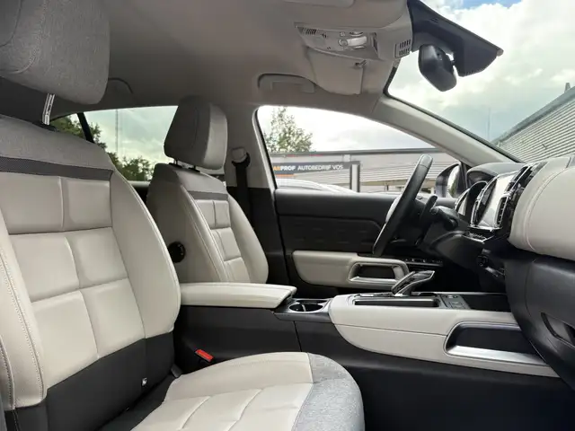 Citroen C5 Aircross view 8