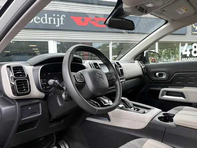 Citroen C5 Aircross view 2