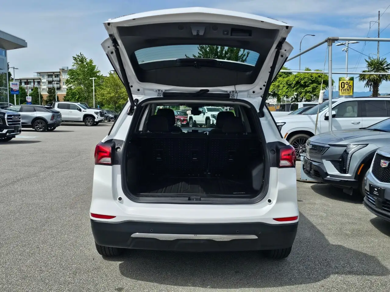 Chevrolet Equinox снимка Chevrolet Equinox