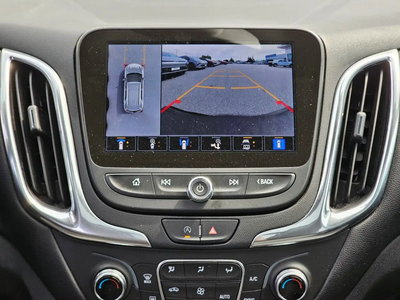 Chevrolet Equinox снимка Chevrolet Equinox