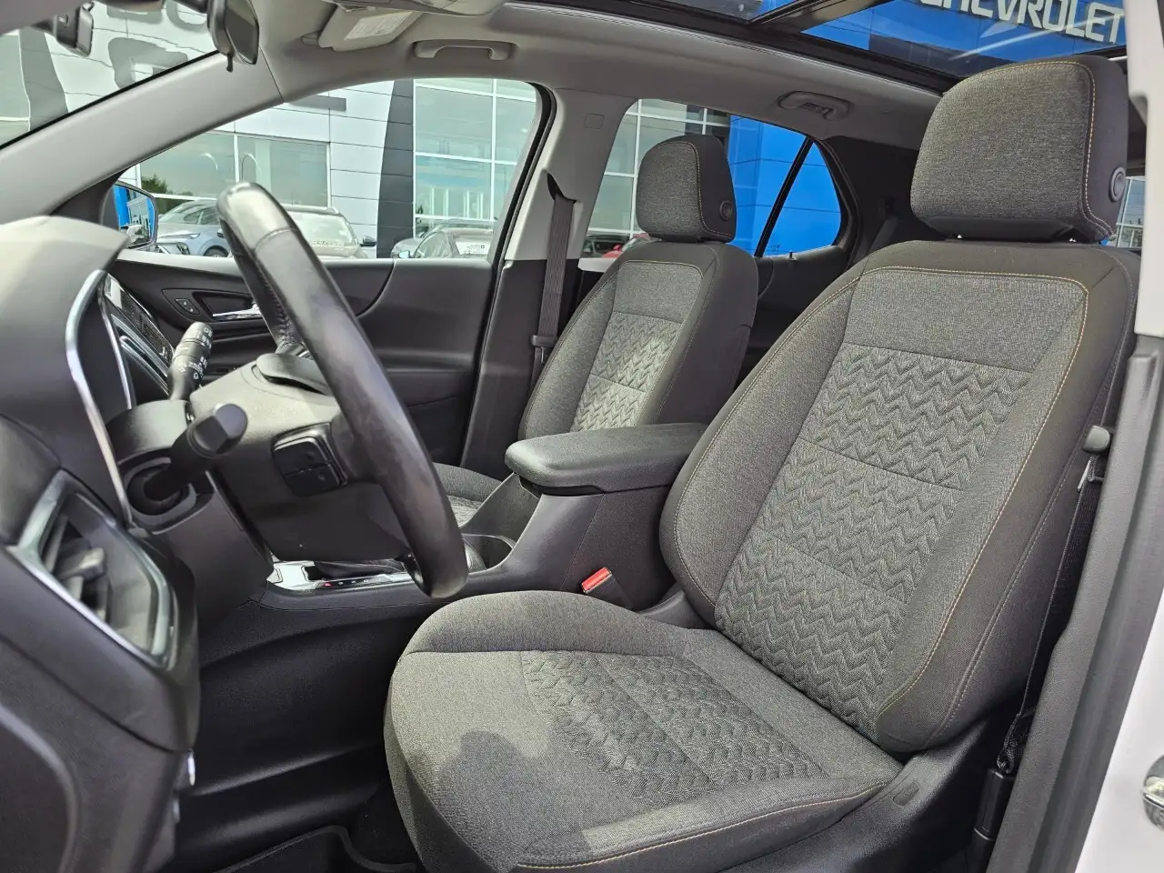 Chevrolet Equinox снимка Chevrolet Equinox