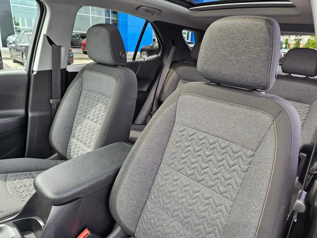 Chevrolet Equinox снимка Chevrolet Equinox