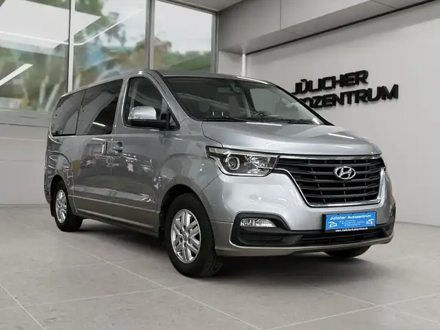 Hyundai H-1 2.5 CRDi Travel Trend 8-Sitze Automatik