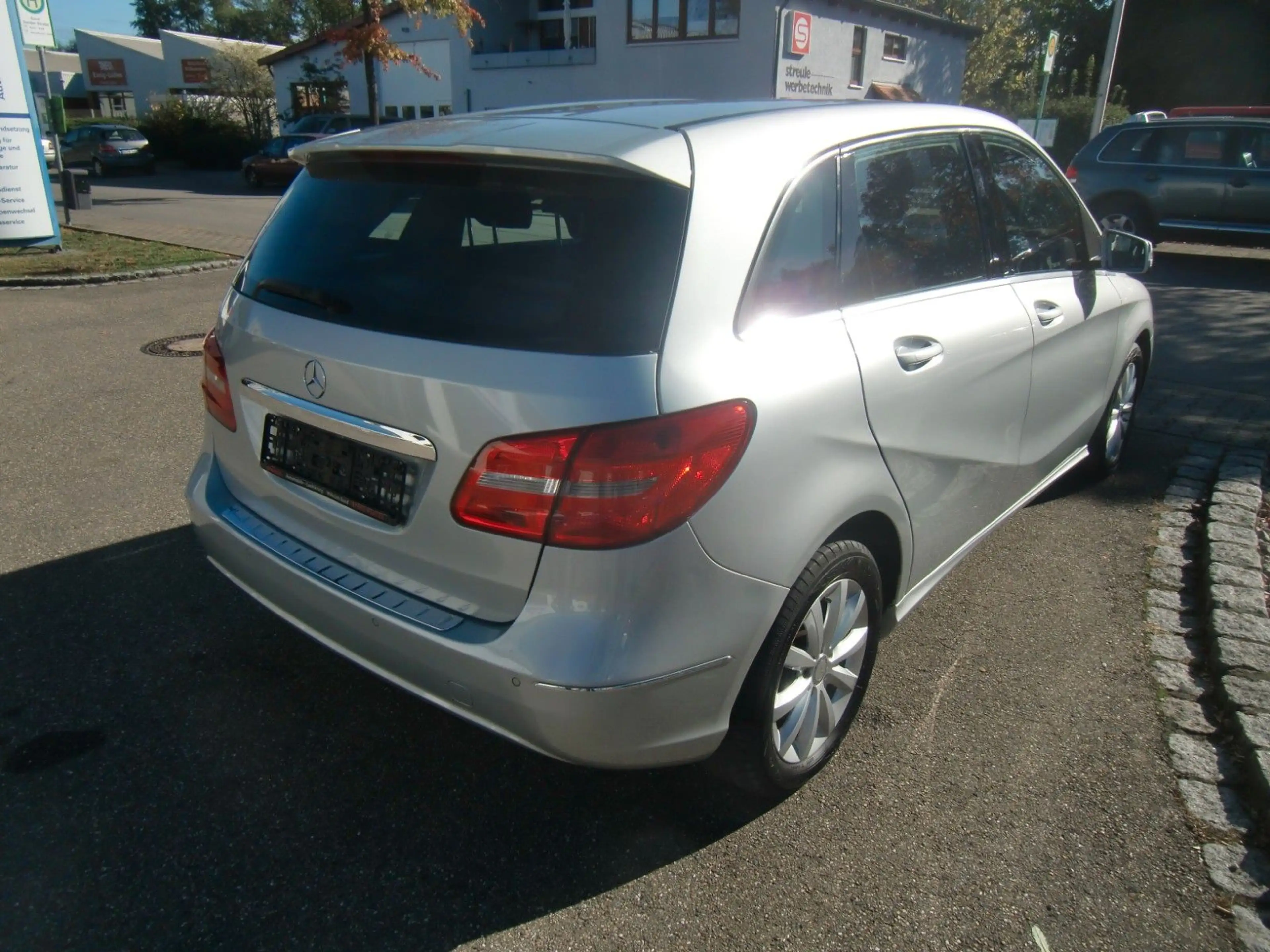 Mercedes-Benz B 200 /Mod. 2014/Automatik/Navi/Sitzh/PDC/Tempom. — photo 6