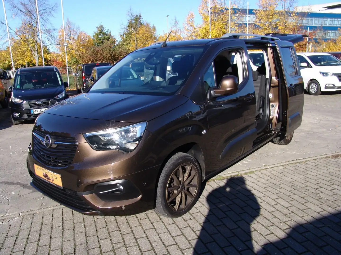 Opel Combo Life E Edition/Premium -7Sit/NAVI/Benzin Brun - 2