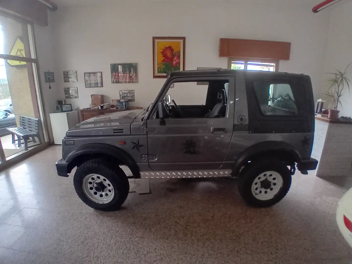 Suzuki Samurai 1.3 Gri - 1