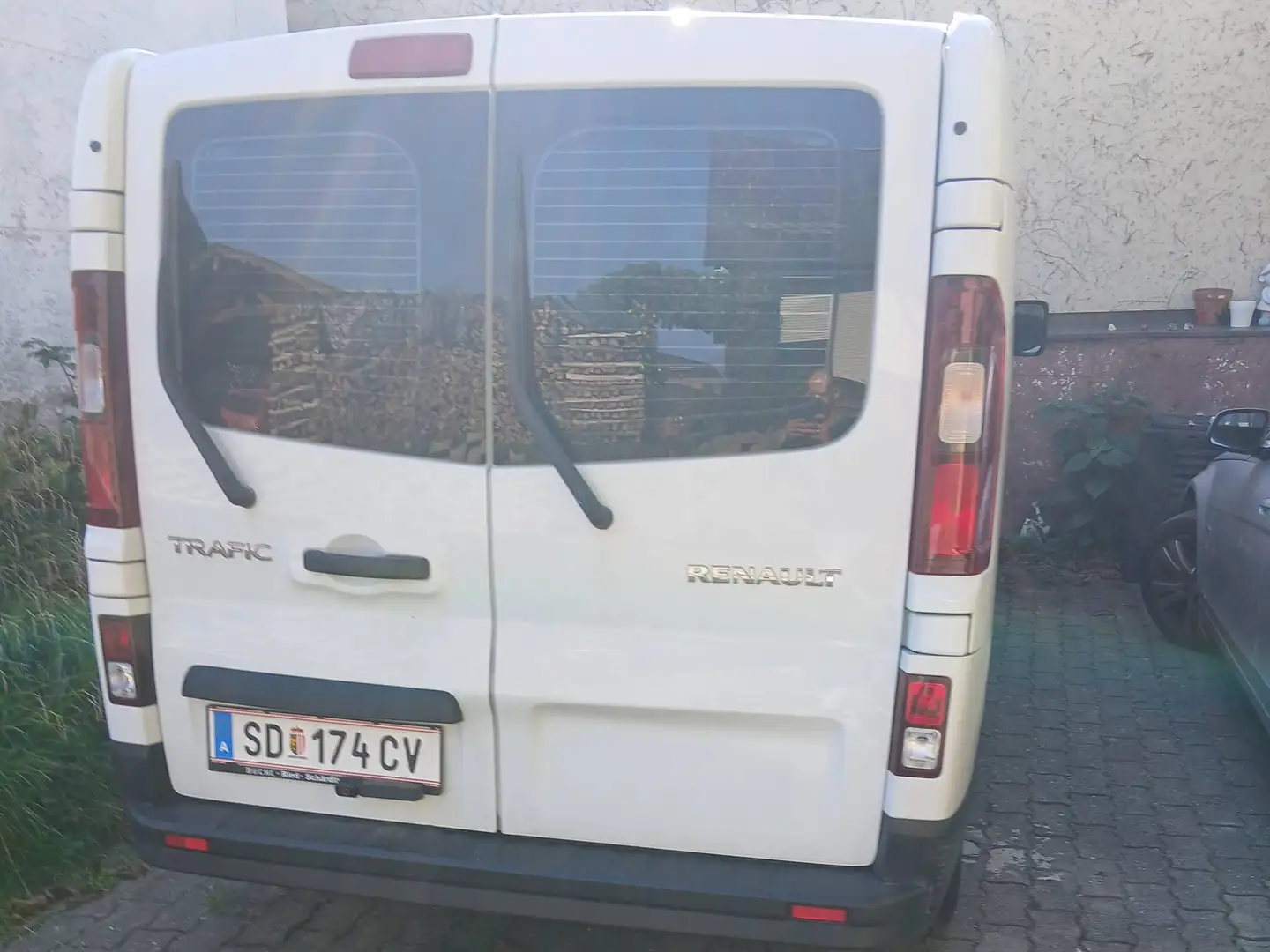 Renault Trafic Trafic Passenger Expression dCi 120 Expression Weiß - 2