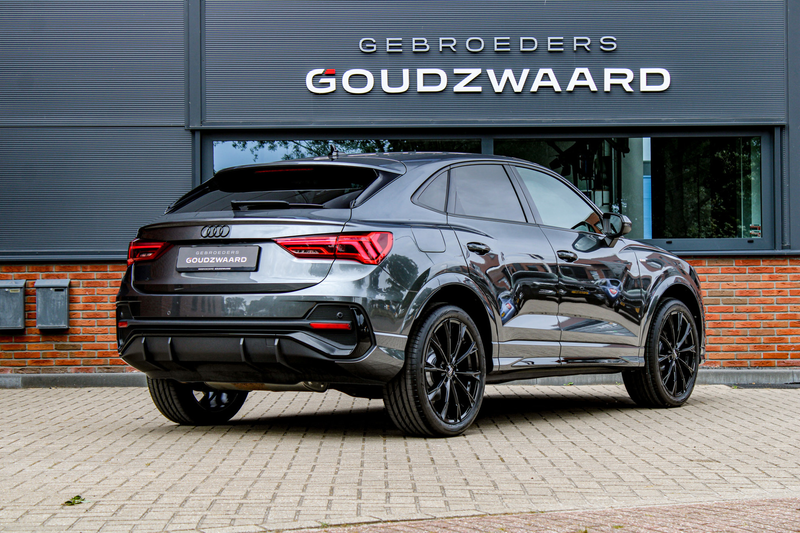 Audi Q3 Sportback 45 TFSI e S Edition | Bang & Olufsen | M — photo 33