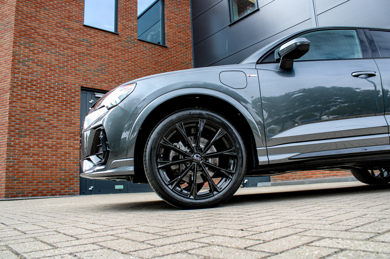 Audi Q3 Sportback 45 TFSI e S Edition | Bang & Olufsen | M — photo 11
