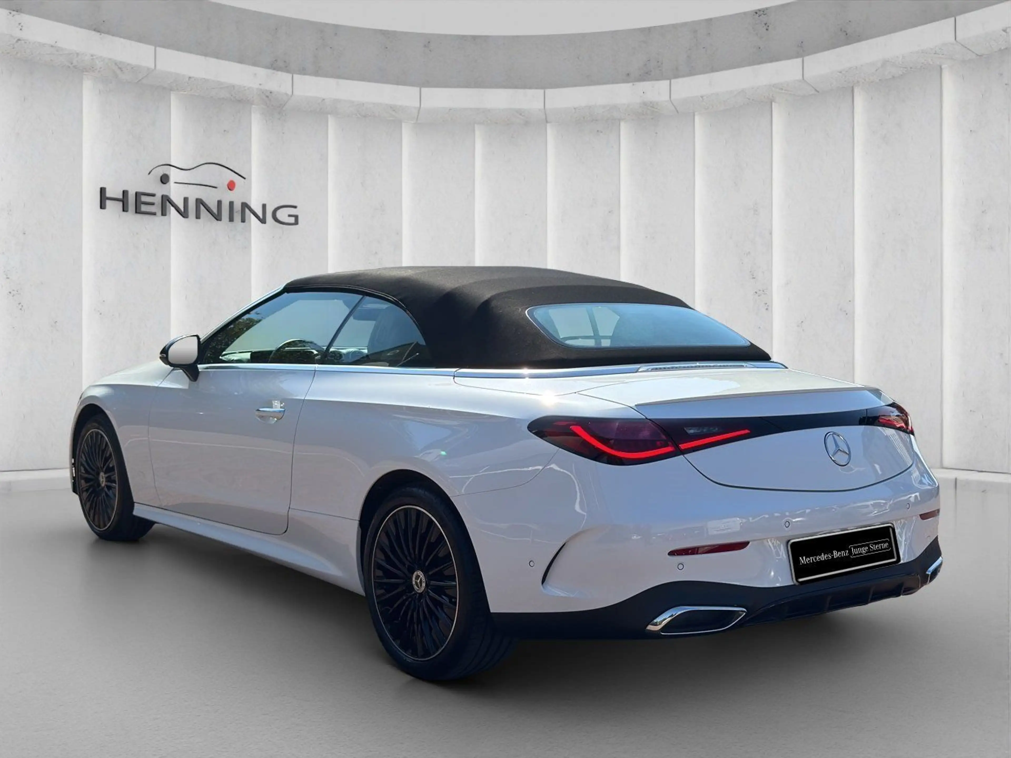 Mercedes-Benz CLE 220 d Cabrio AMG Night Burm LED Totw. Memory — photo 3