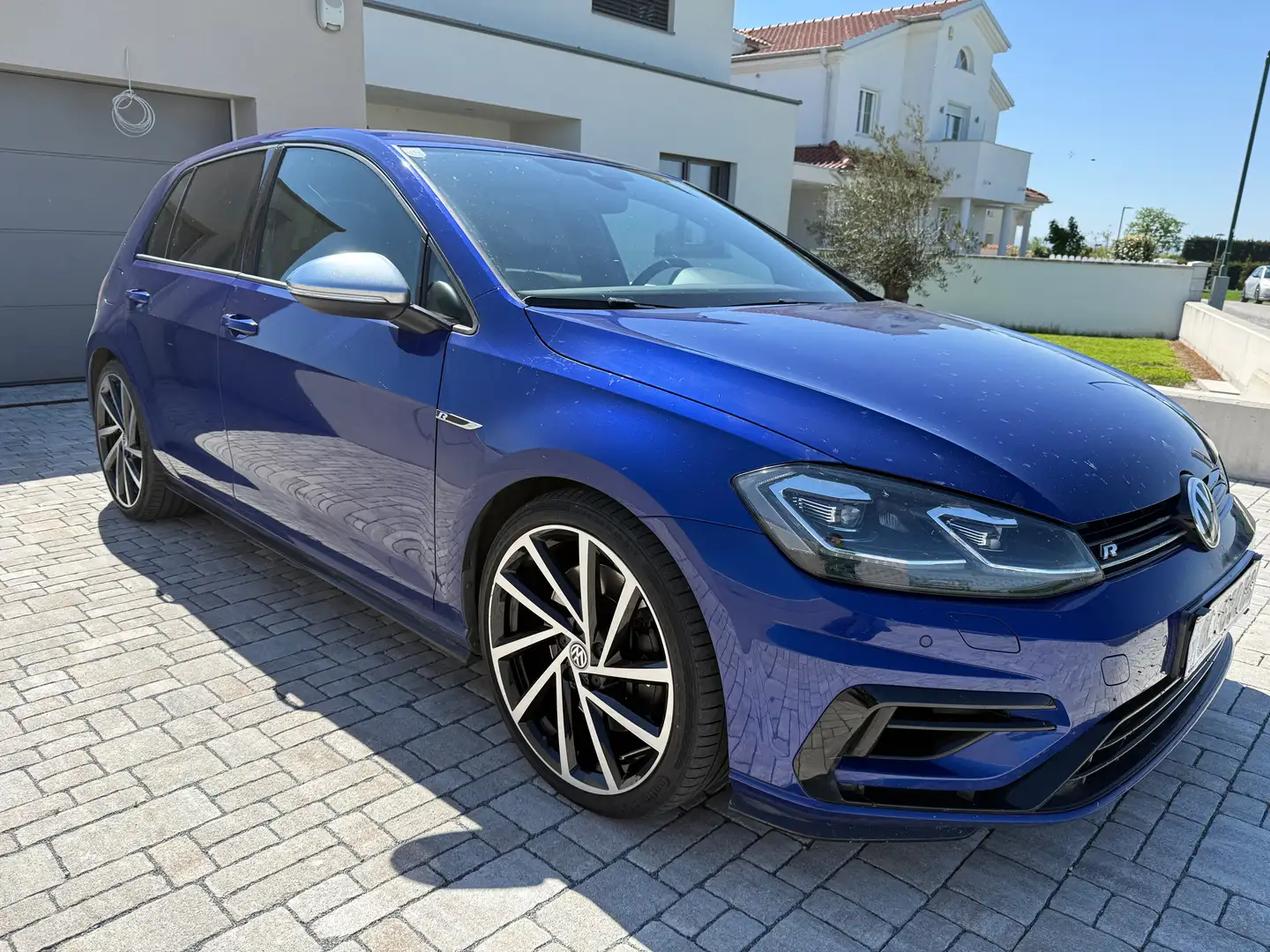 Volkswagen Golf R Blau - 1