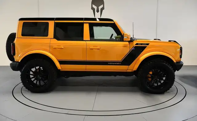 Ford Bronco view 3