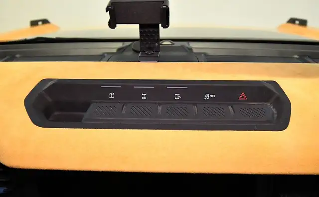 Ford Bronco view 12