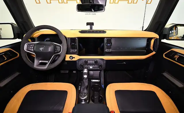 Ford Bronco view 9