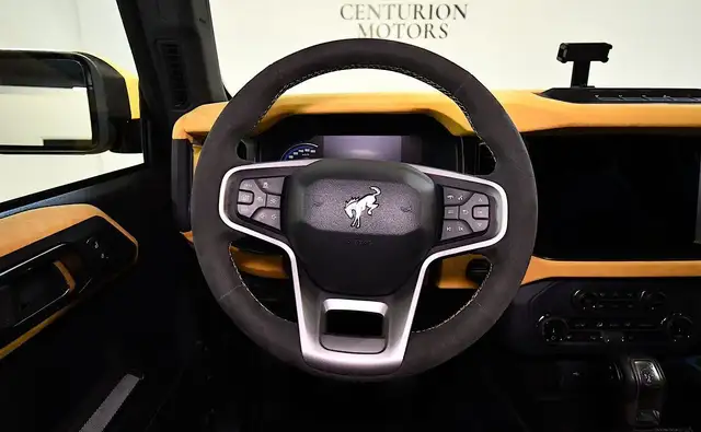 Ford Bronco view 10