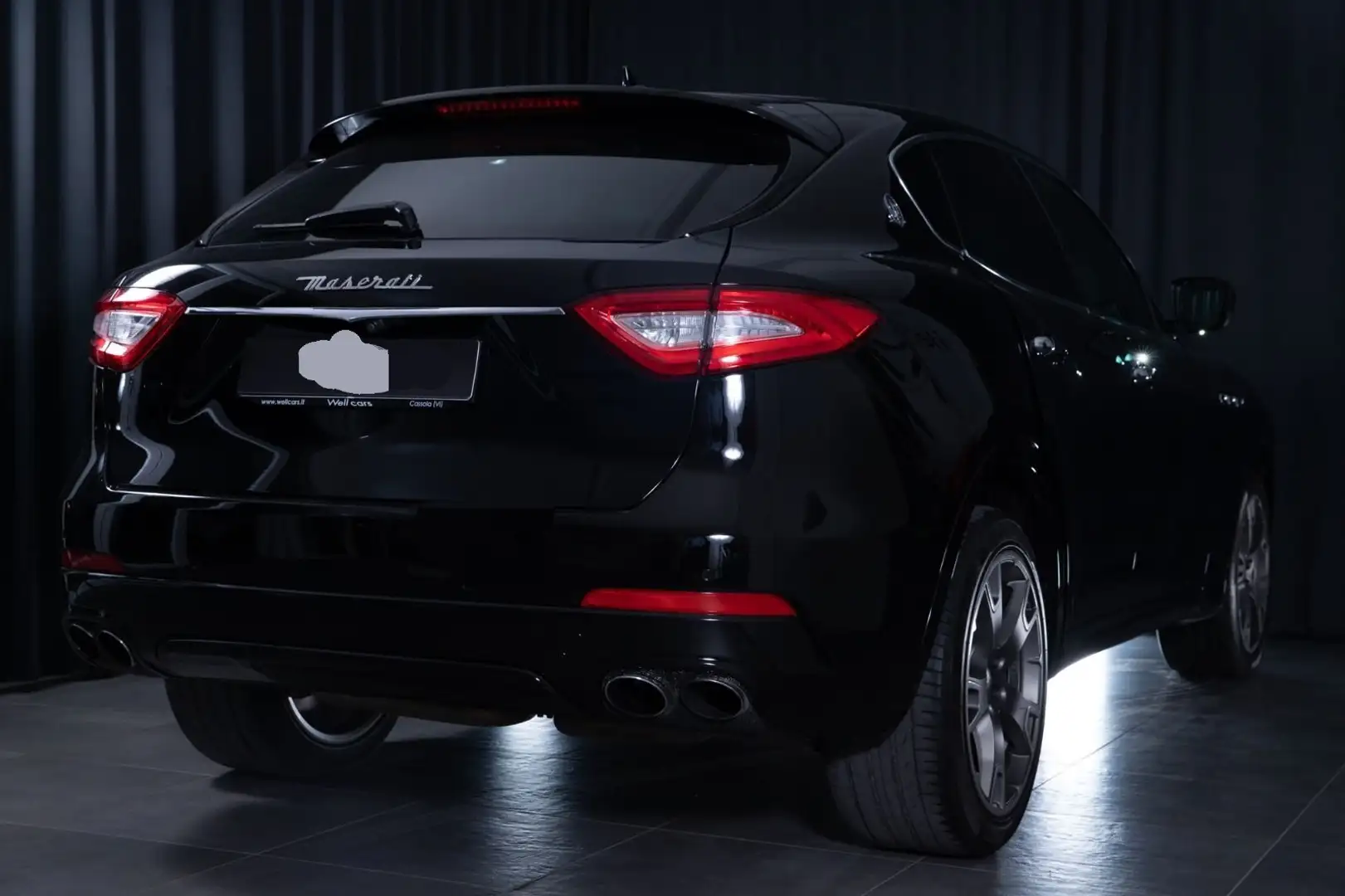 Maserati Levante S Q4 - 1