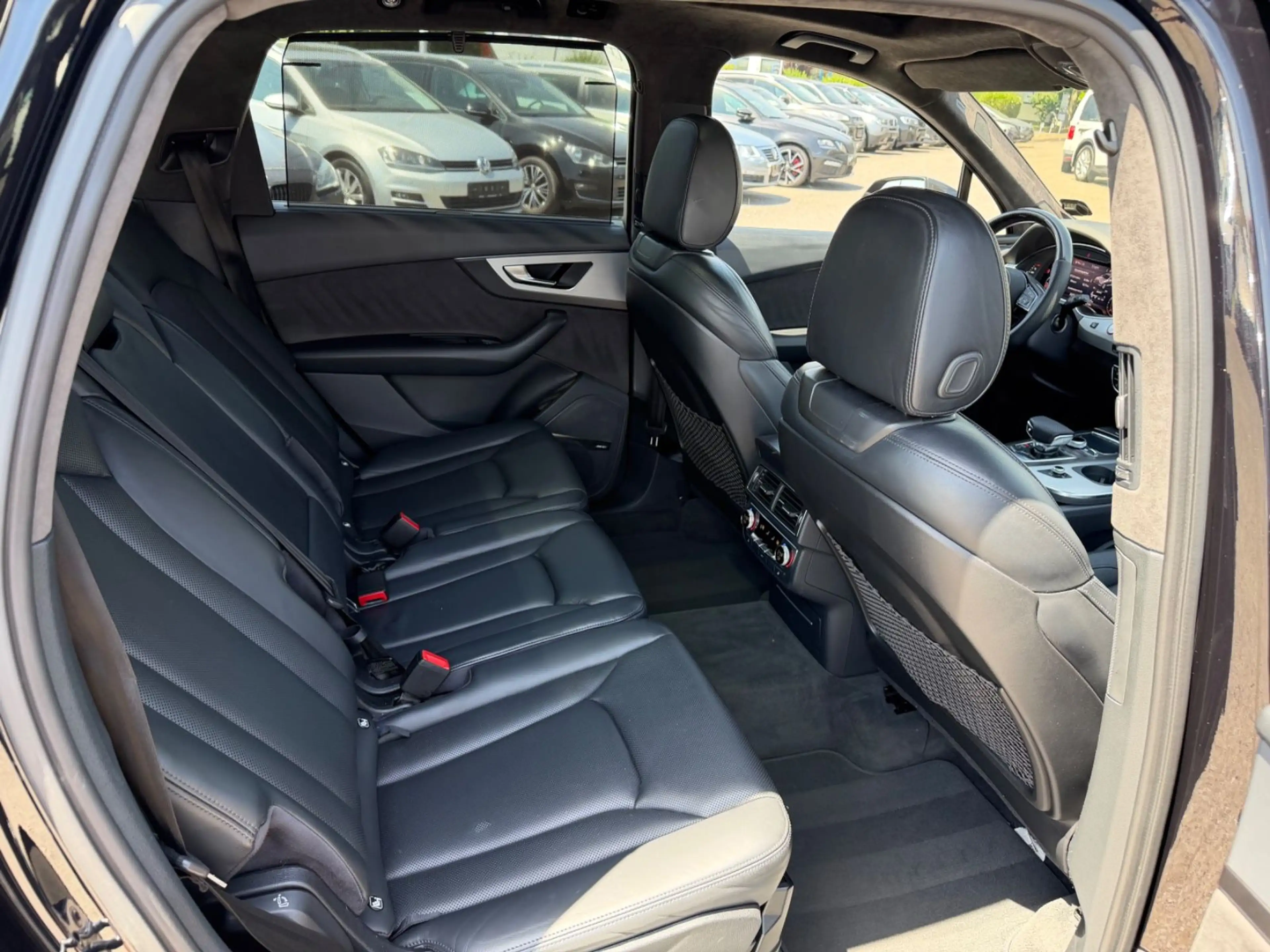 Audi SQ7 4.0 TDI Quattro Soft Pano Head up Keramik — photo 12