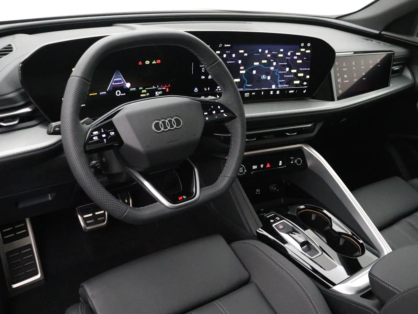 Audi Q5 S edition Competition 2.0 e-hybrid 270 kW / 367 PK Zwart - 2