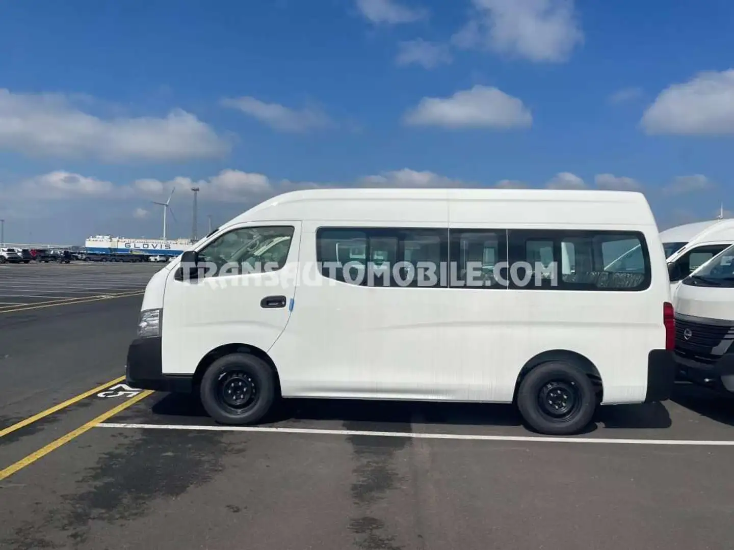 Nissan Urvan High Roof Blanco - 1