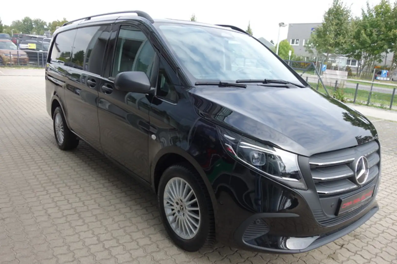 Mercedes-Benz Vito 119 CDI Kasten Lang ACC/STDHZ/360°/MBUX/AHK Schwarz - 2