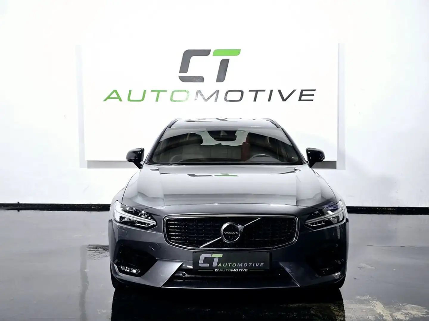 Volvo V90 T4 R Design Geartronic Grau - 2
