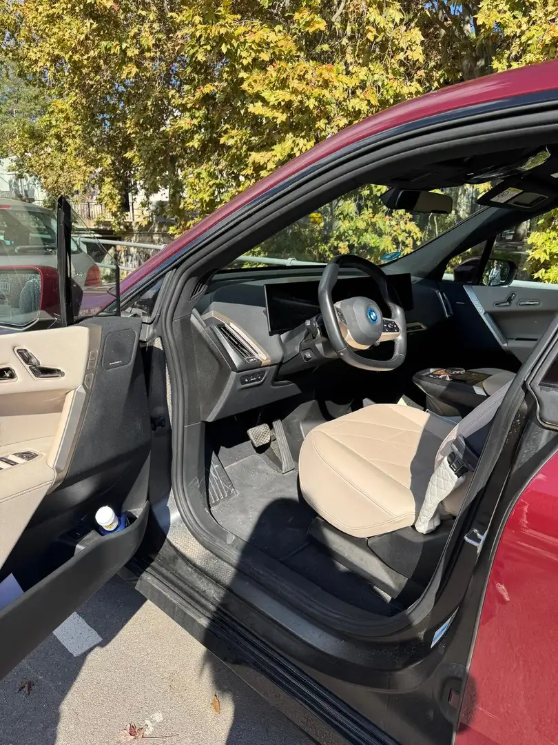 BMW iX iX xDrive 50 Burdeos - 2