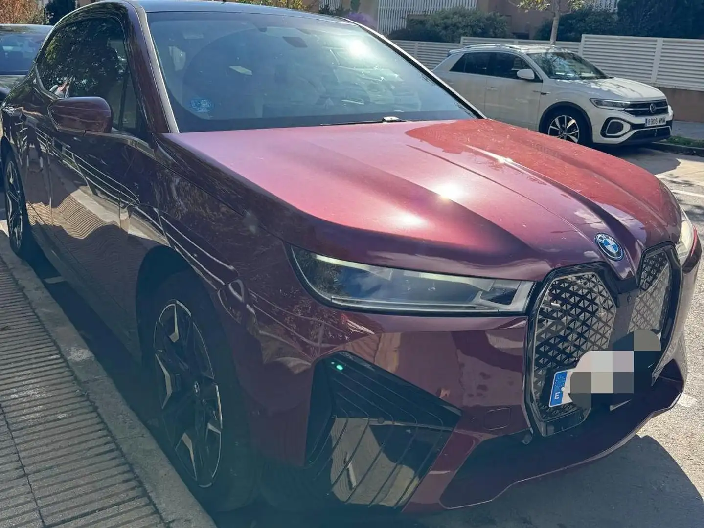 BMW iX iX xDrive 50 Burdeos - 1