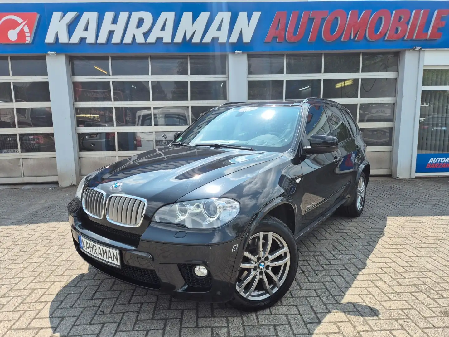BMW X5 Baureihe X5 xDrive40d M Paket Head Up Display Schwarz - 1