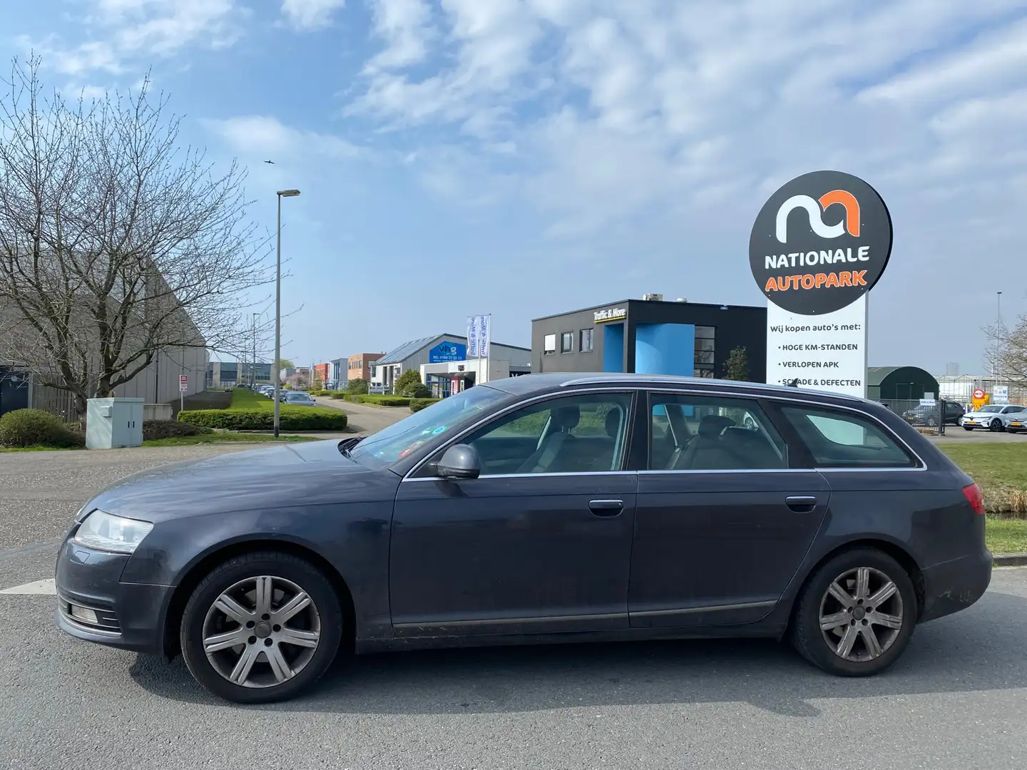 Audi A6 Avant 2010 * 2.0 TFSI Business Edition * EXPORT / Grijs - 2