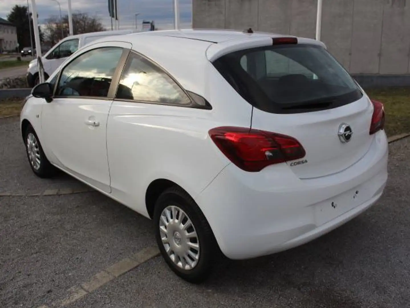 Opel Corsa 1.4EcoT. Weiß - 2