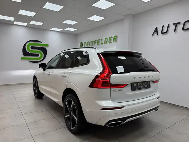 Volvo XC60 view 5
