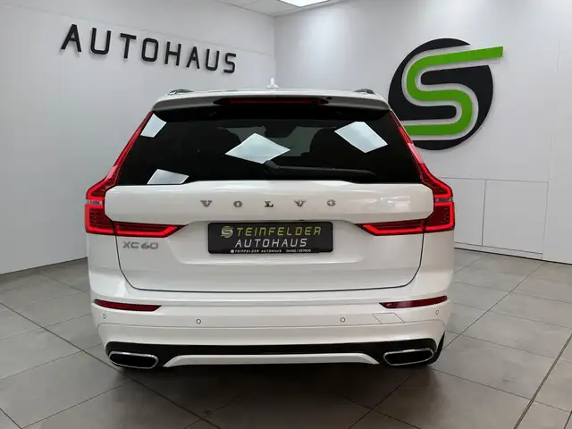 Volvo XC60 view 6