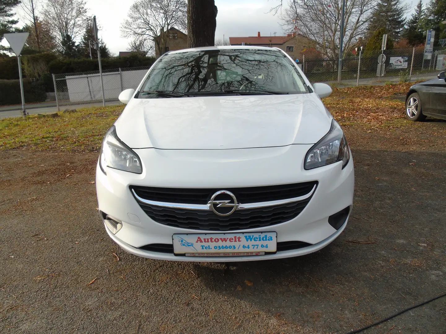 Opel Corsa Edition Kette,Auspuff,Reifen neu Weiß - 1