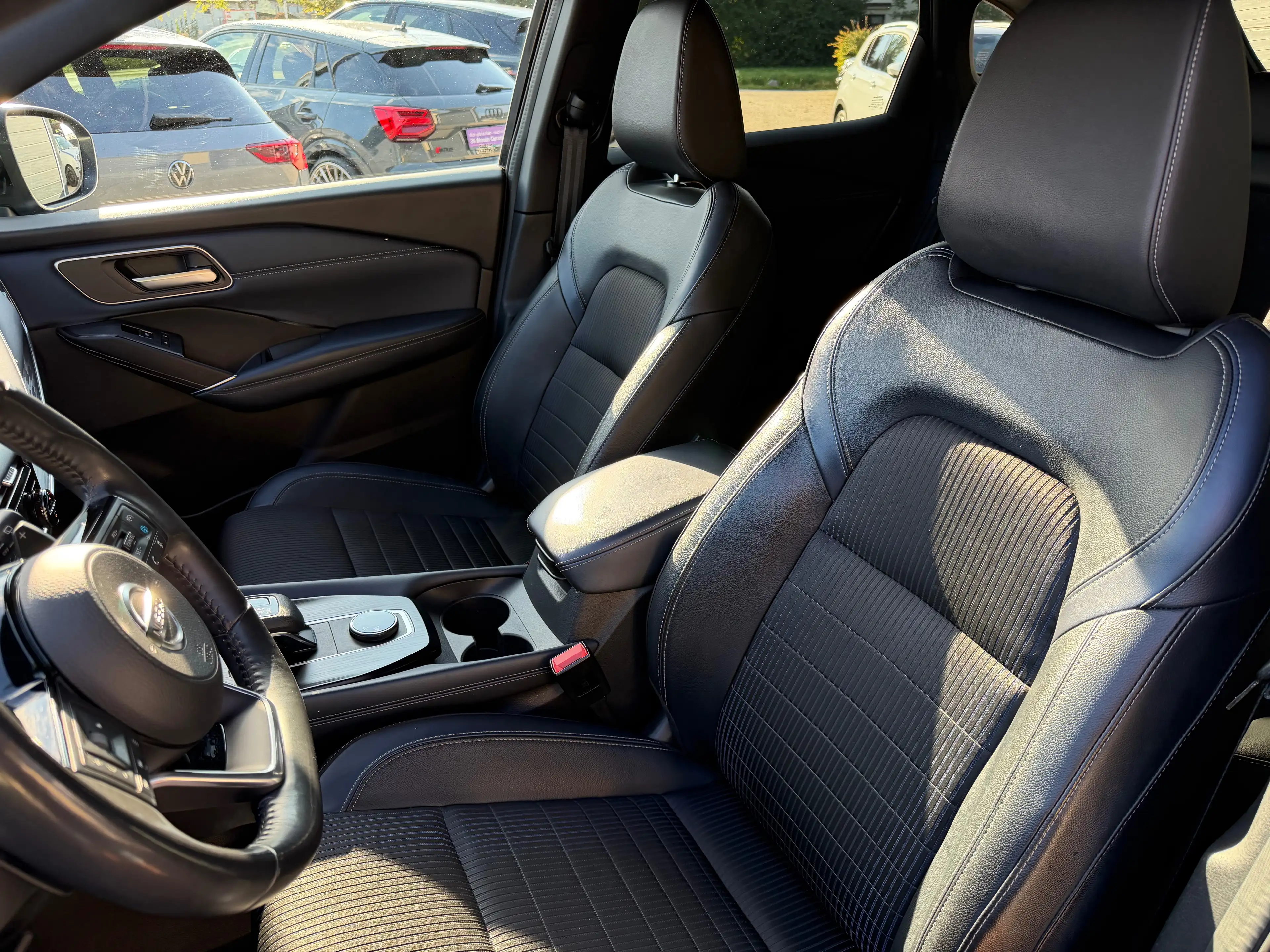 Nissan Qashqai Qashqai 1,3 DIG-T MHEV 4x4 Tekna*Virtual*Memory*LED*ACC*Keyless*Headup* — photo 5