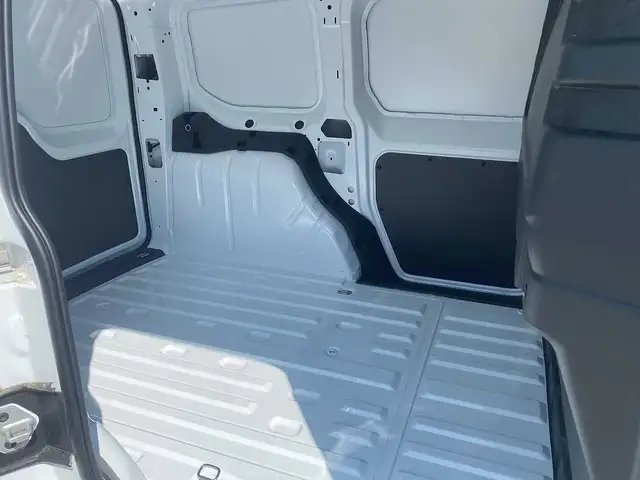 Ford Transit Connect view 5
